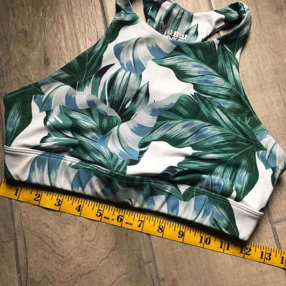 Mumu moves Arc rare pretty in palms leaf pattern keyhole sports bra. Size S - Picture 7 of 8